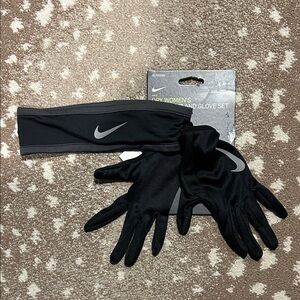 Nike Dry Women’s Headband and Glove Set